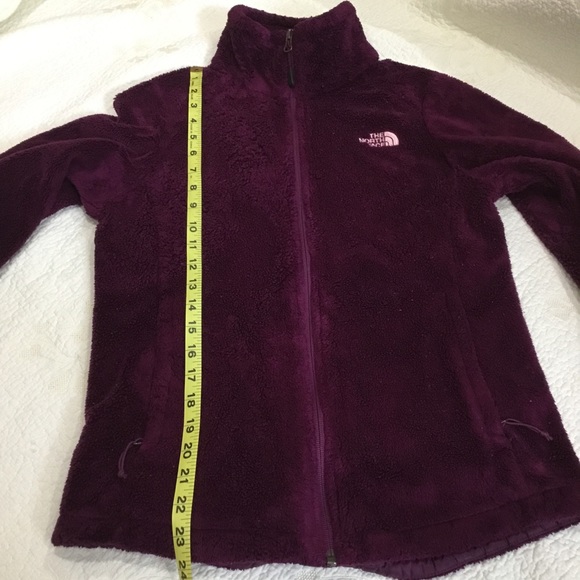 🥳Host Pick🥳 GUC The North Face Osito jacket - Picture 7 of 8